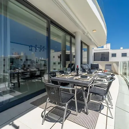 Higueronrentals Seashell Appartement *